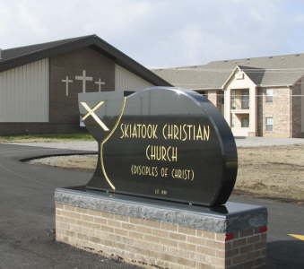 Stone sign for Skiatook Christian Church